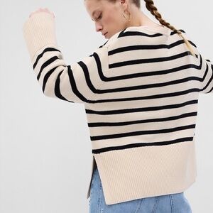 24/7 Split-Hem Crewneck Sweater